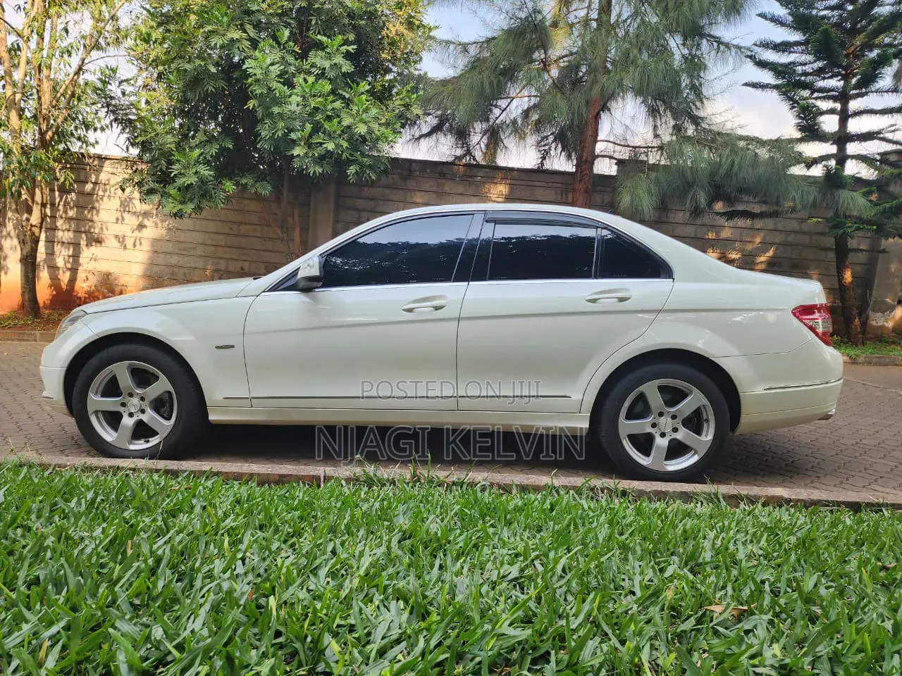 Mercedes-Benz C200 2007 White