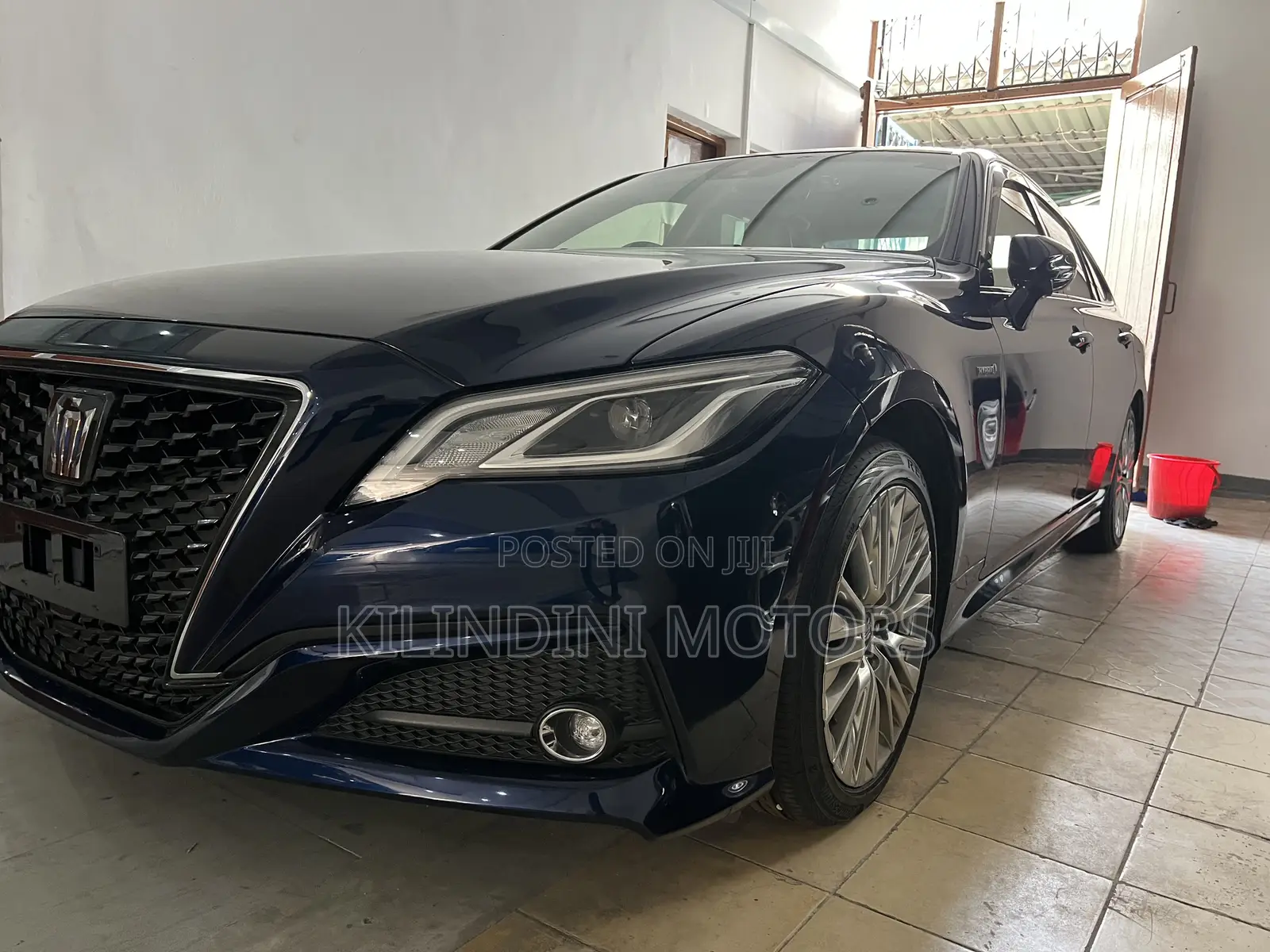 Toyota Crown 2019 Blue