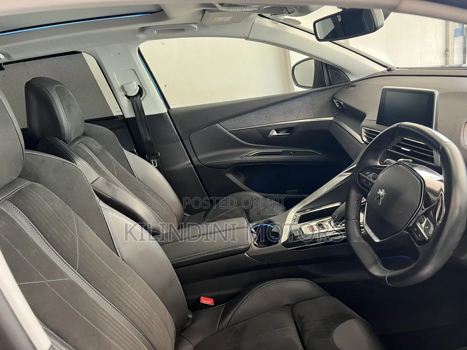 Peugeot 5008 2019 Green