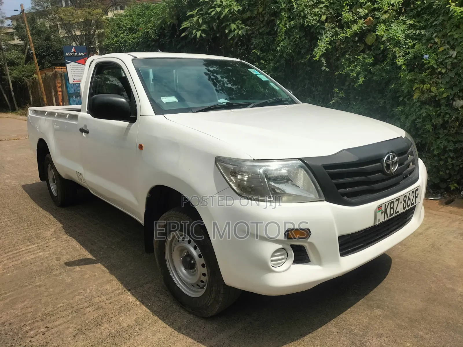 Toyota Hilux 2014 White