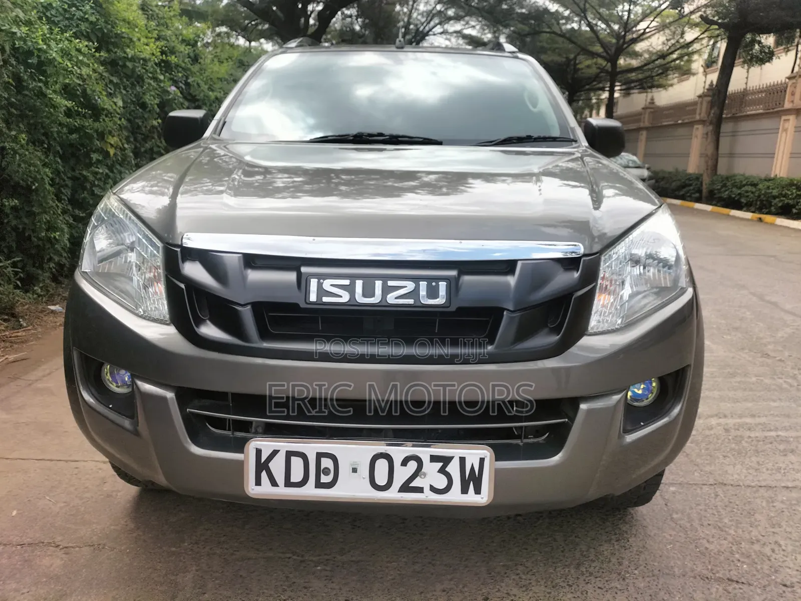 Isuzu D-MAX 2022 Gray