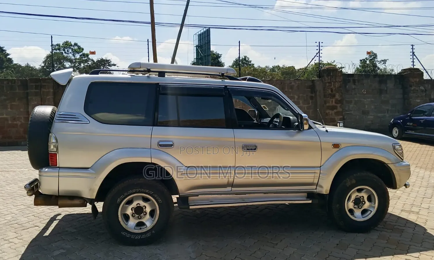 Toyota Land Cruiser Prado 2000 Silver