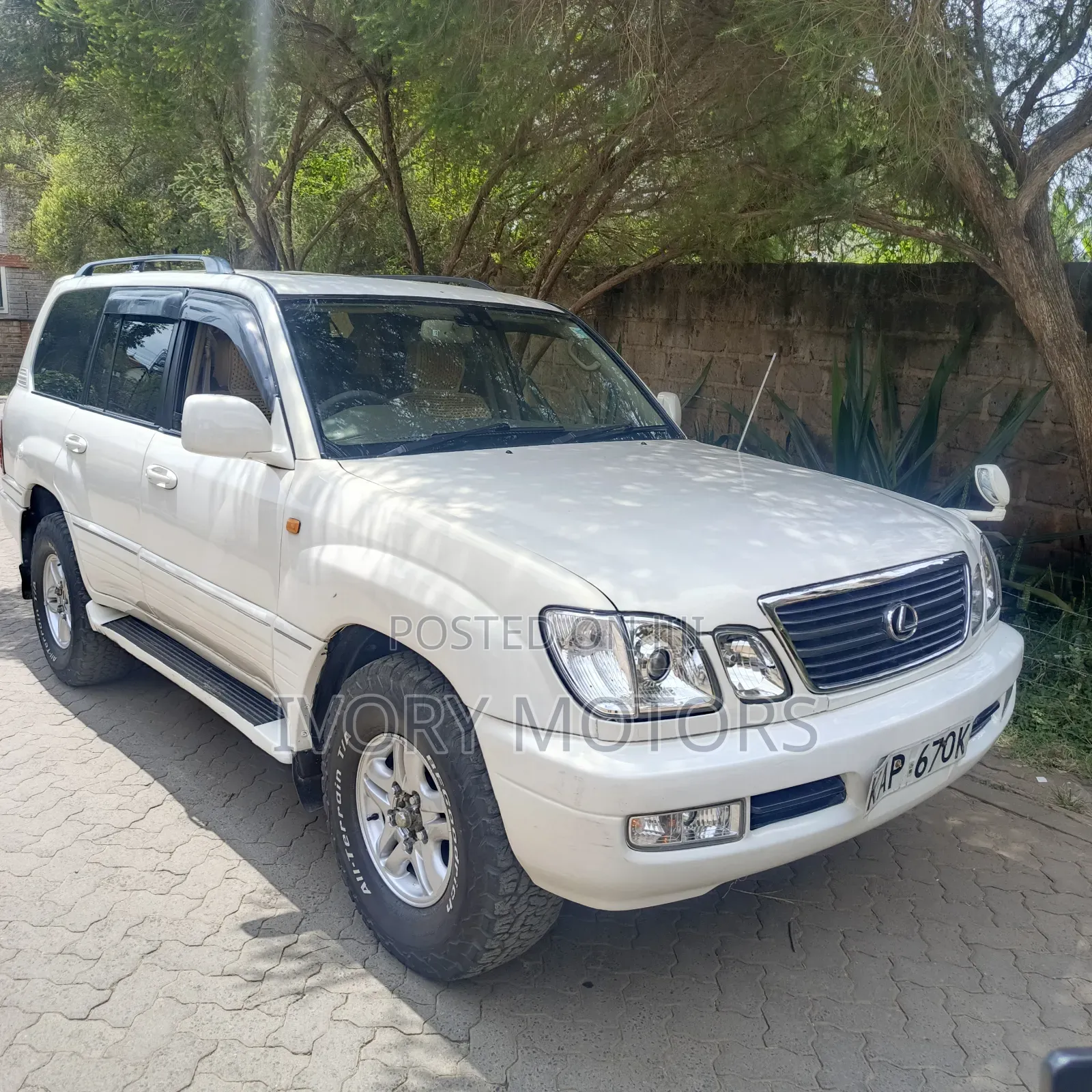 Lexus GX 470 2003 White