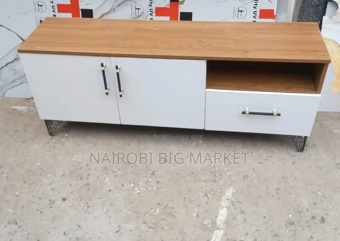 5.5 FTS Box Executive Modern Lamating Tv Stand