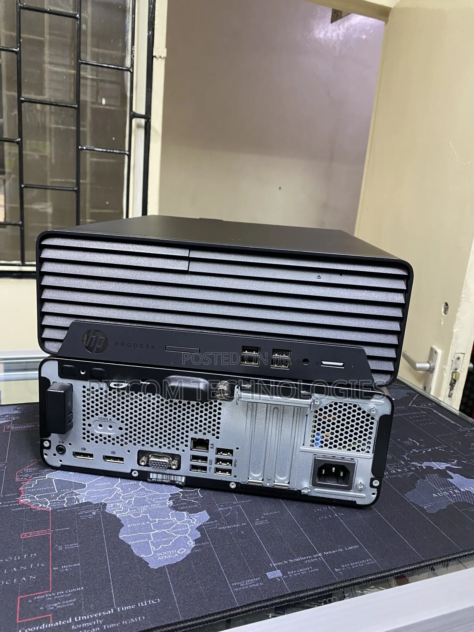 Desktop Computer HP 8GB AMD Ryzen 5 SSD 256GB