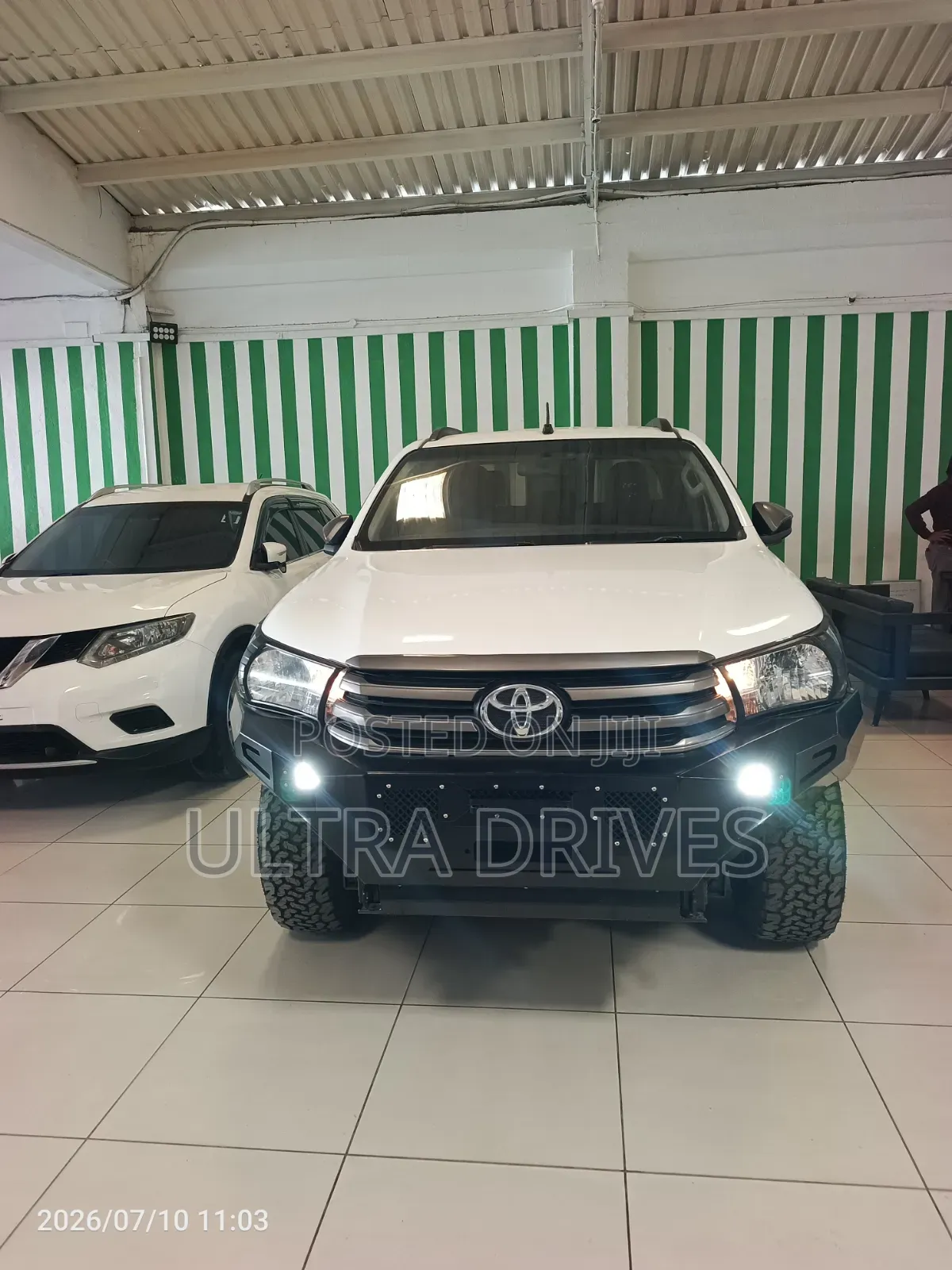 Toyota Hilux 2019 White