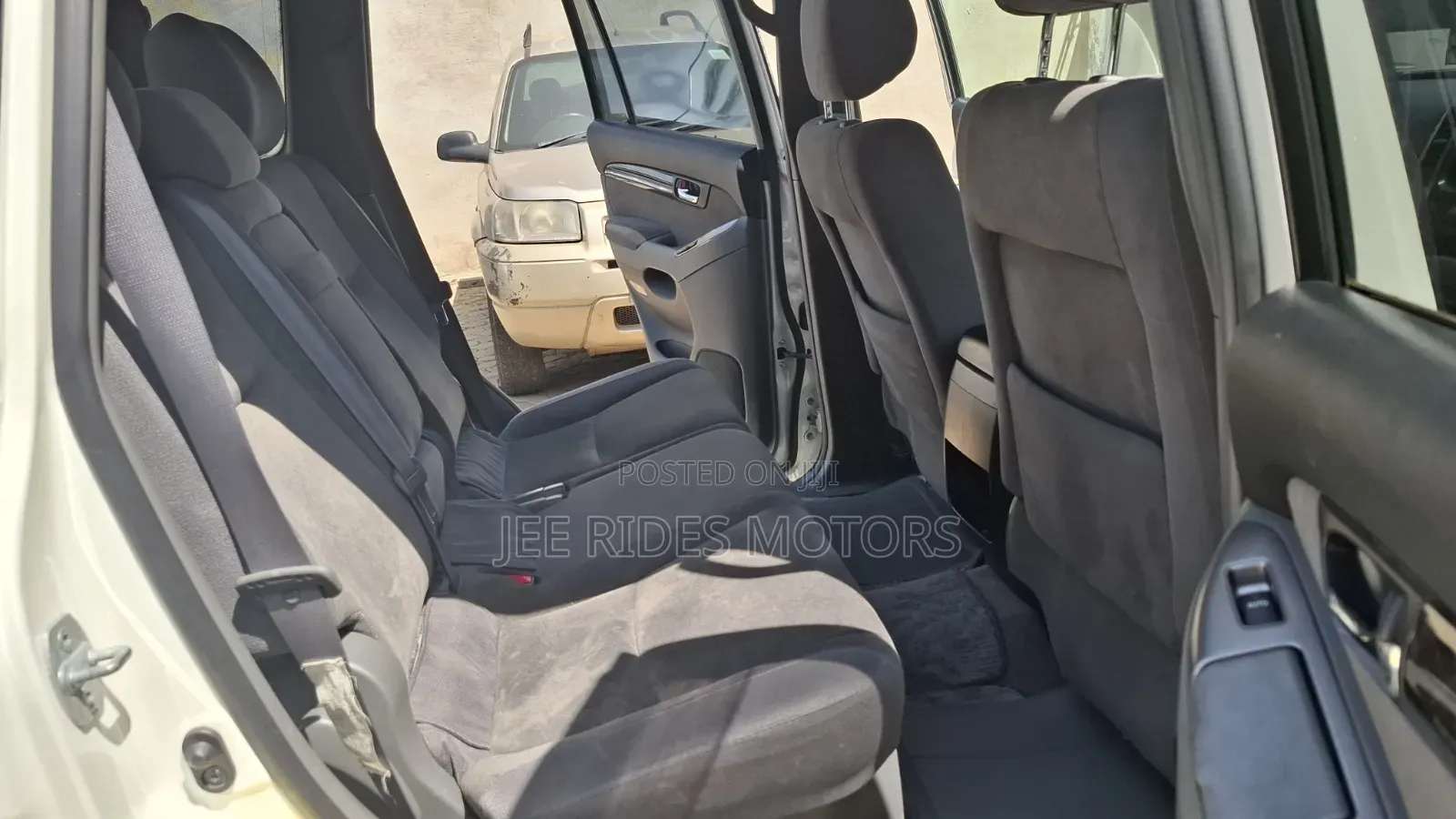 Toyota Land Cruiser Prado 2009 White