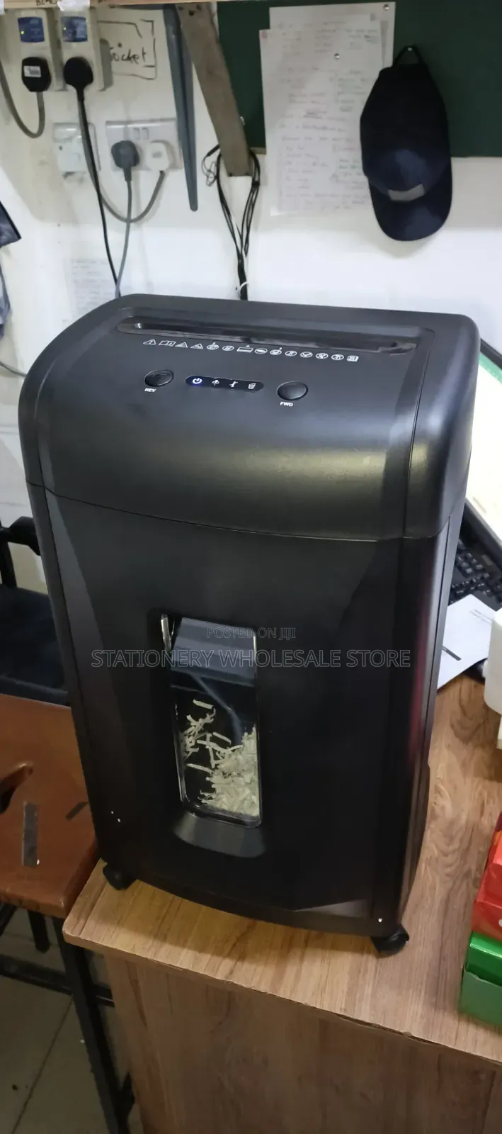 22- Sheet Paper Shredder
