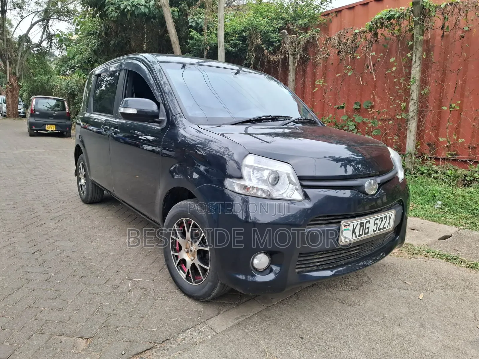 Toyota Sienta 2014 Black