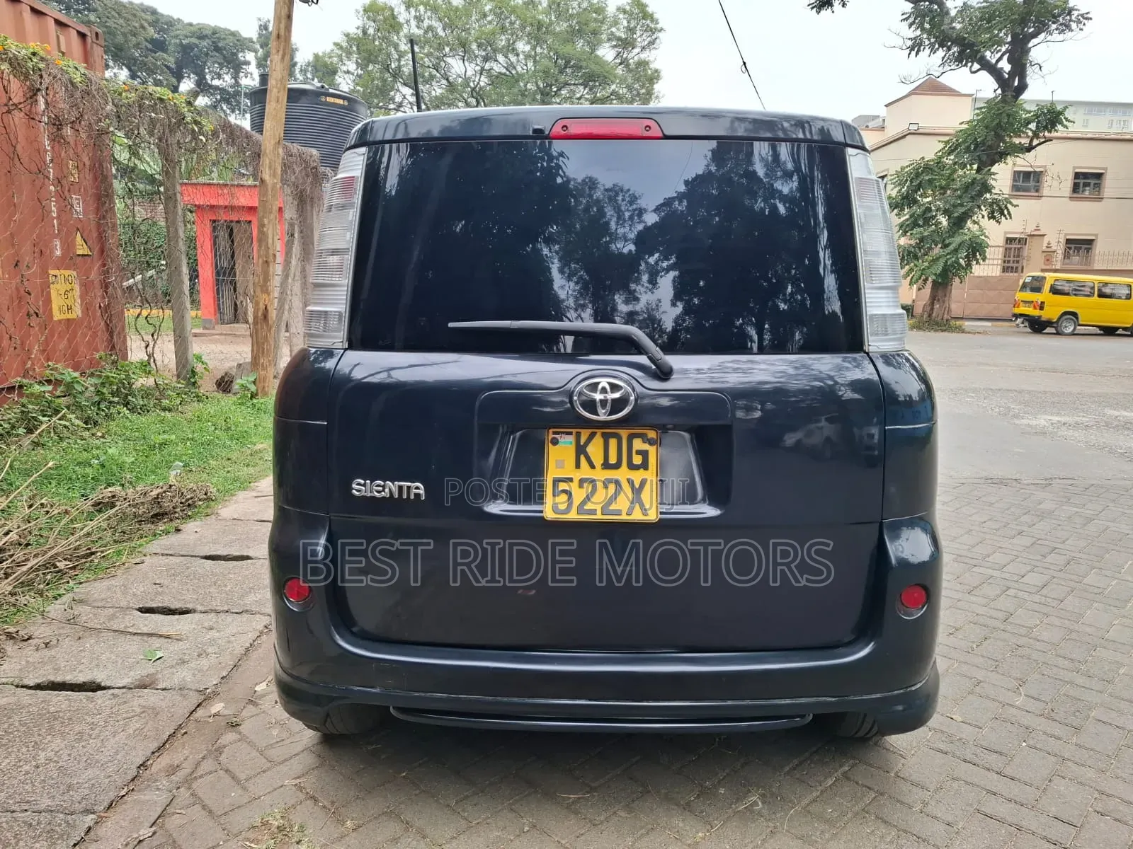 Toyota Sienta 2014 Black