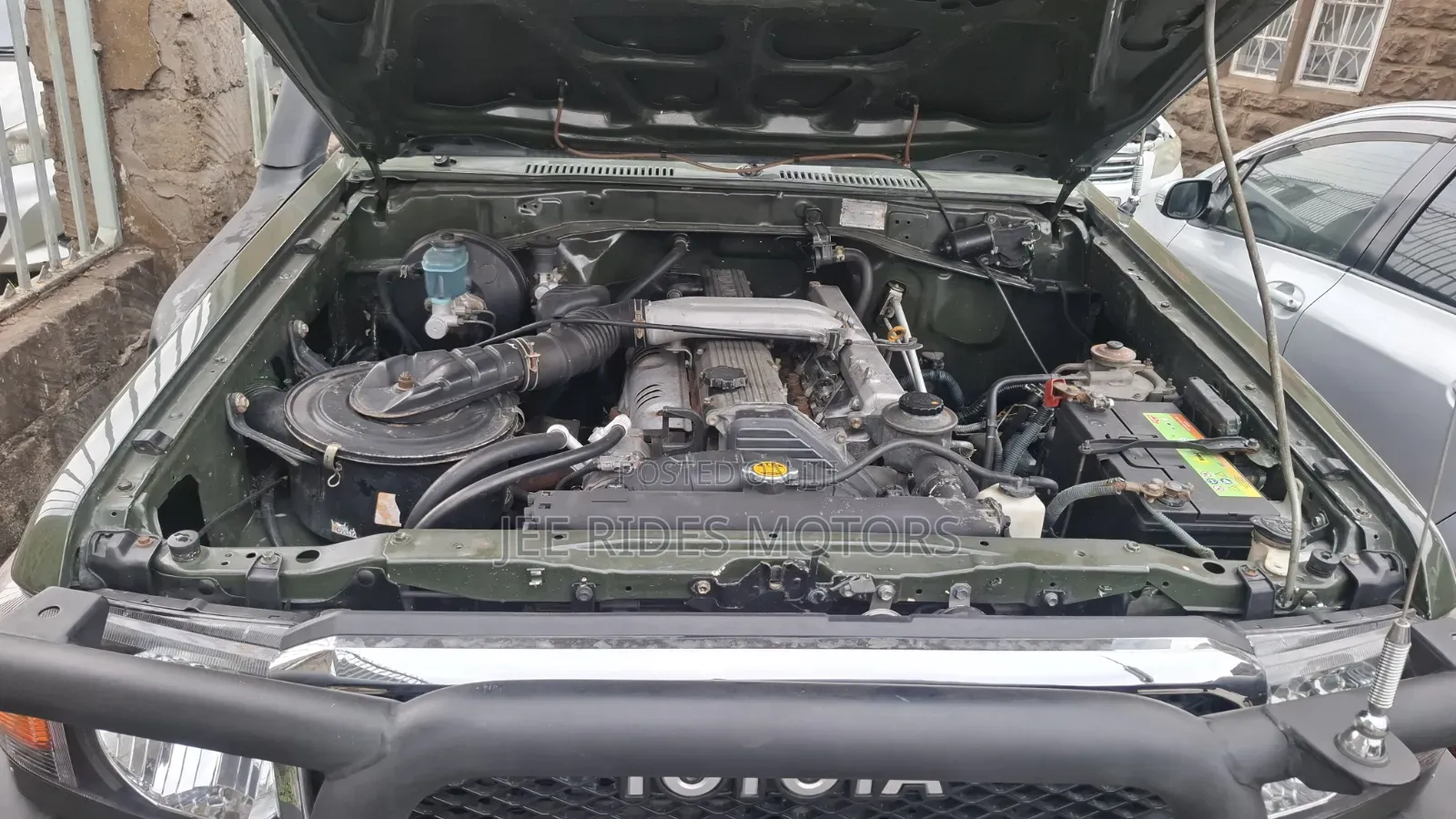 Toyota Land Cruiser 2012 Green