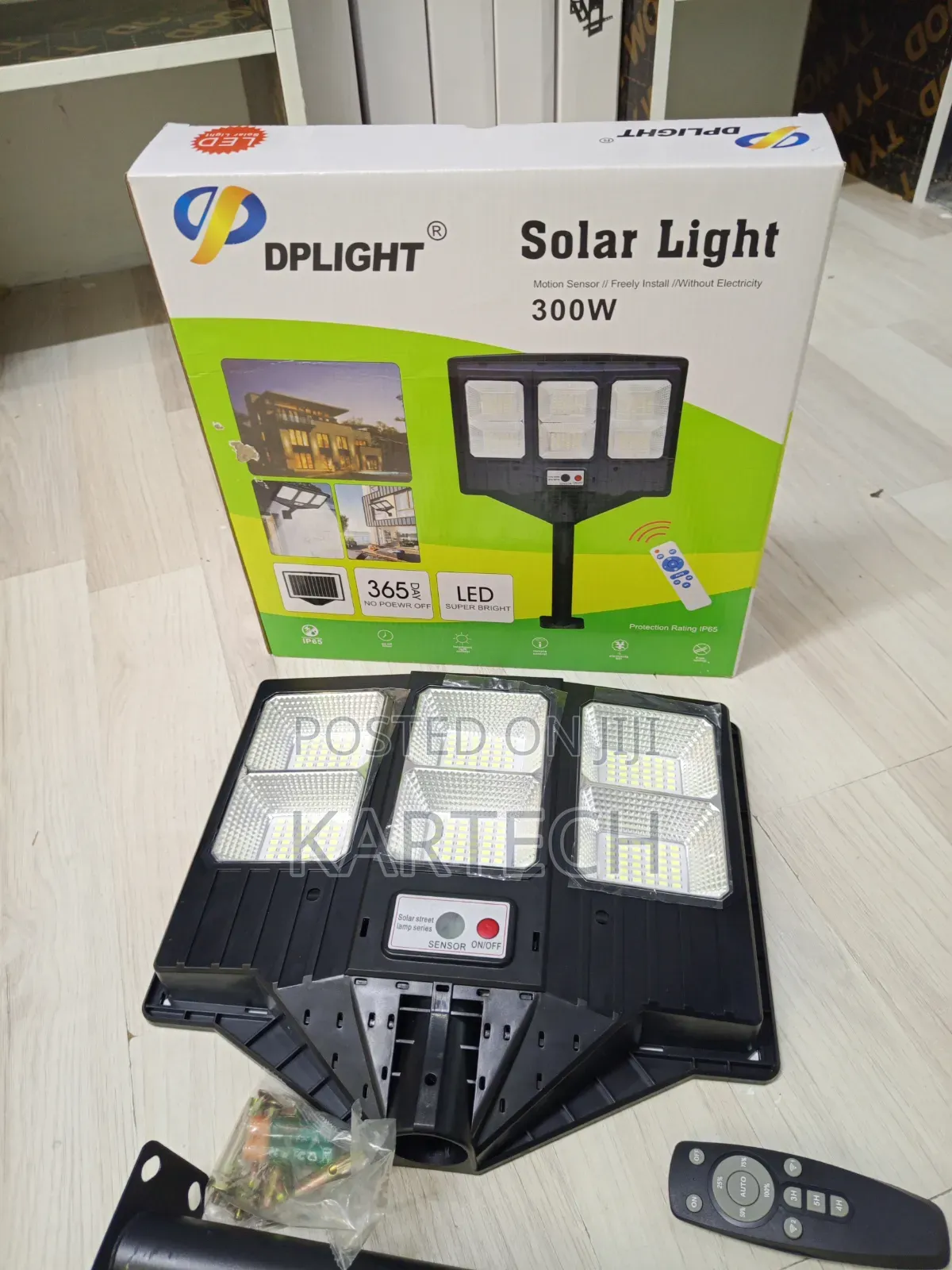 Dplight 300w Solar Led Street Light With Remote Control
