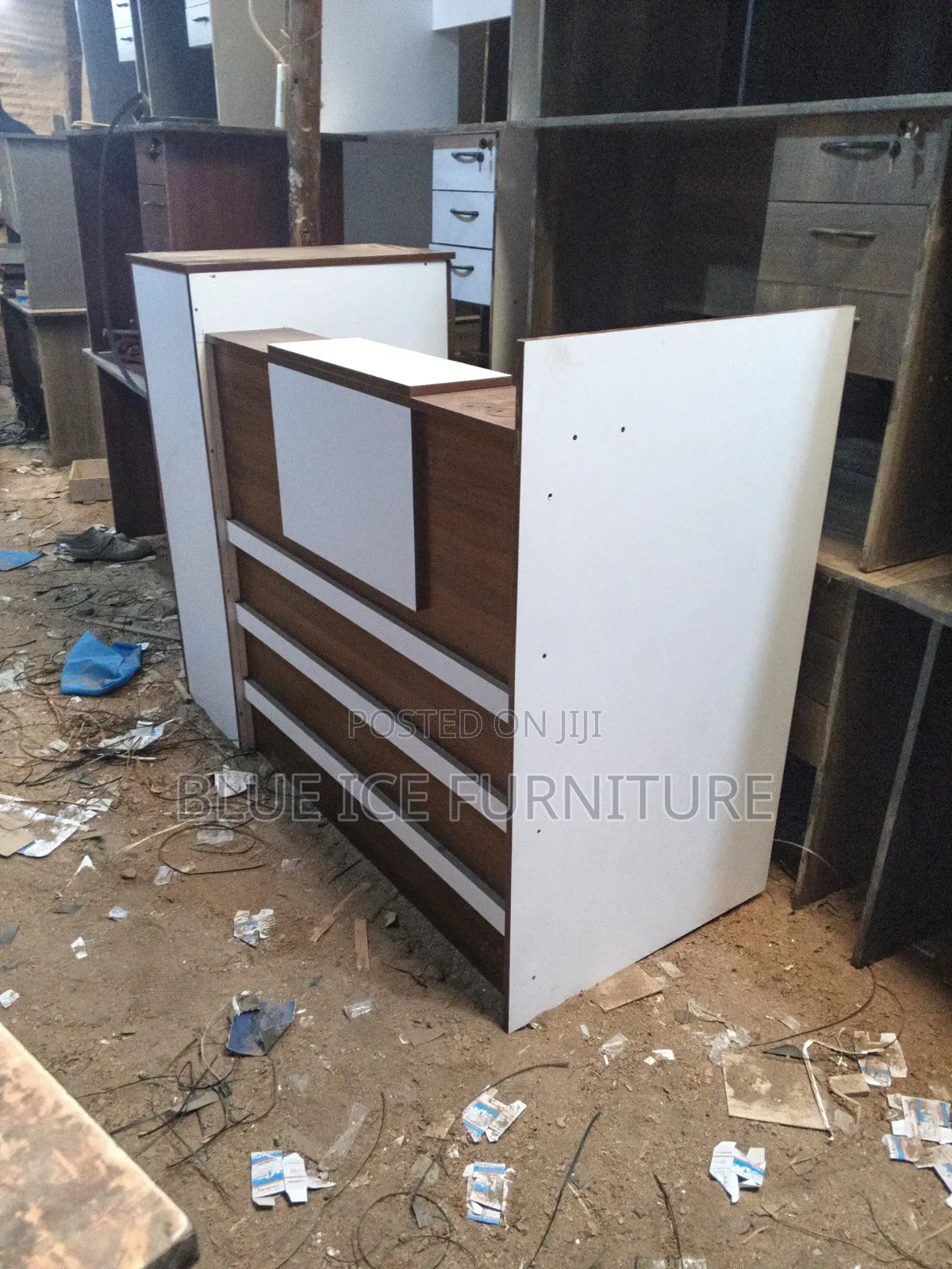Comfort 1.4m Office Reception Desk