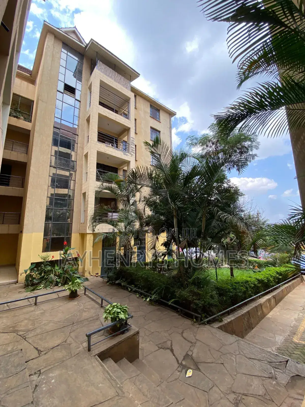 3bdrm Apartment in Garden Estate, Roysambu for rent