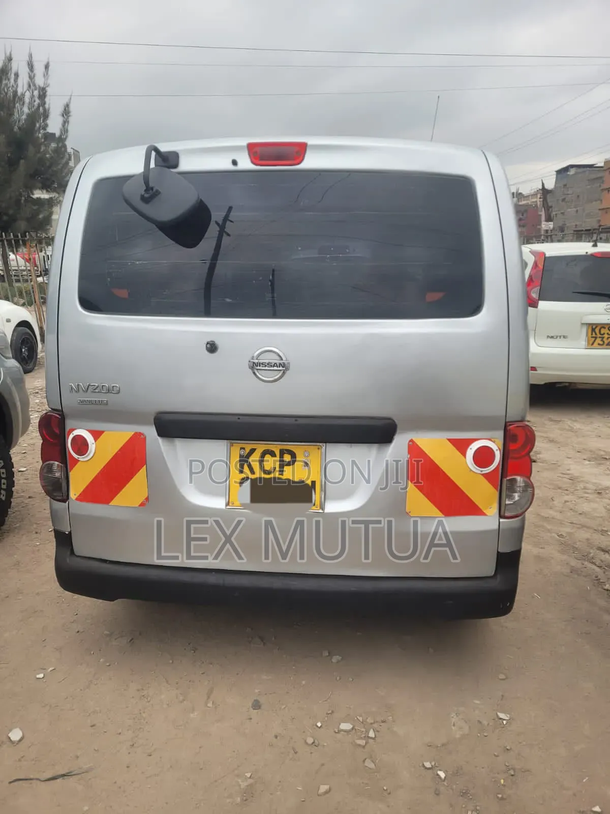 Nissan NV200 2010 Silver