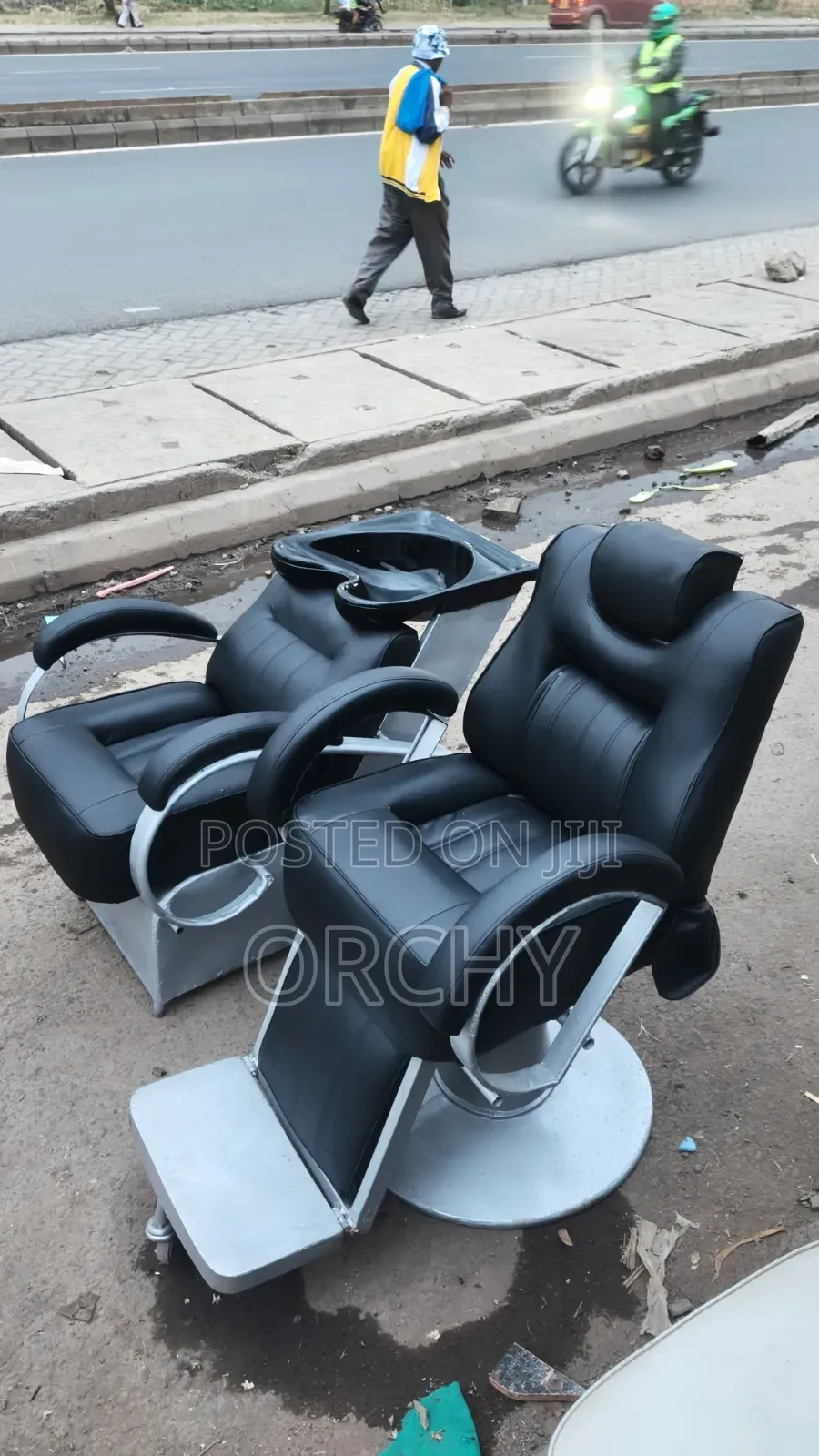 Kinyozi Seat+ Salon Sink