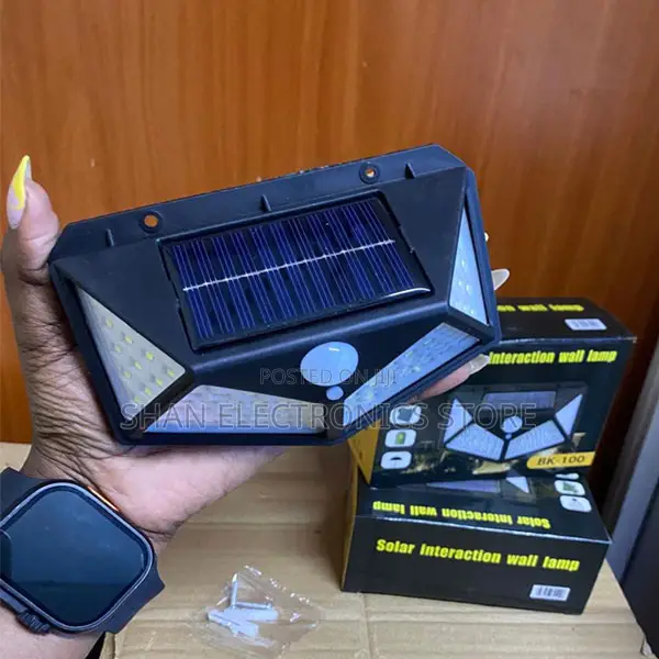 270° Wider Illumination Angle Solar Light 100 Led Wall Lights