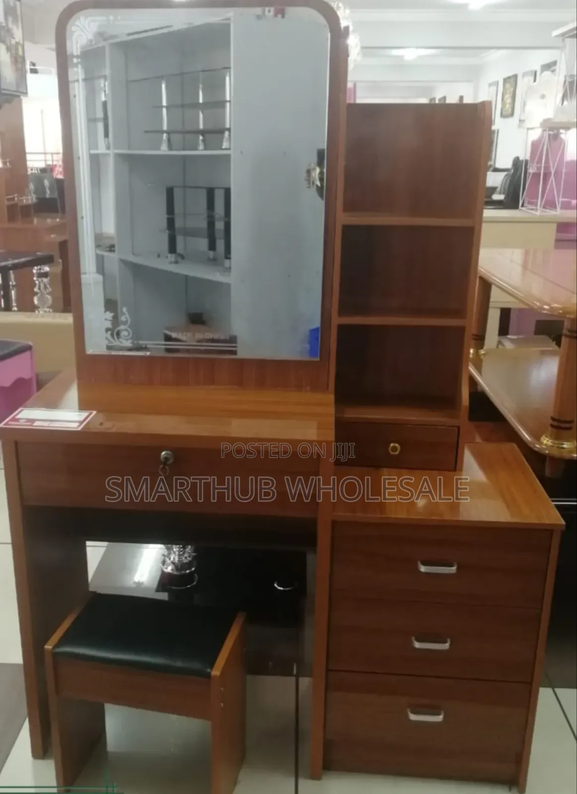 Dressing Table With Sliding Mirror White in Color