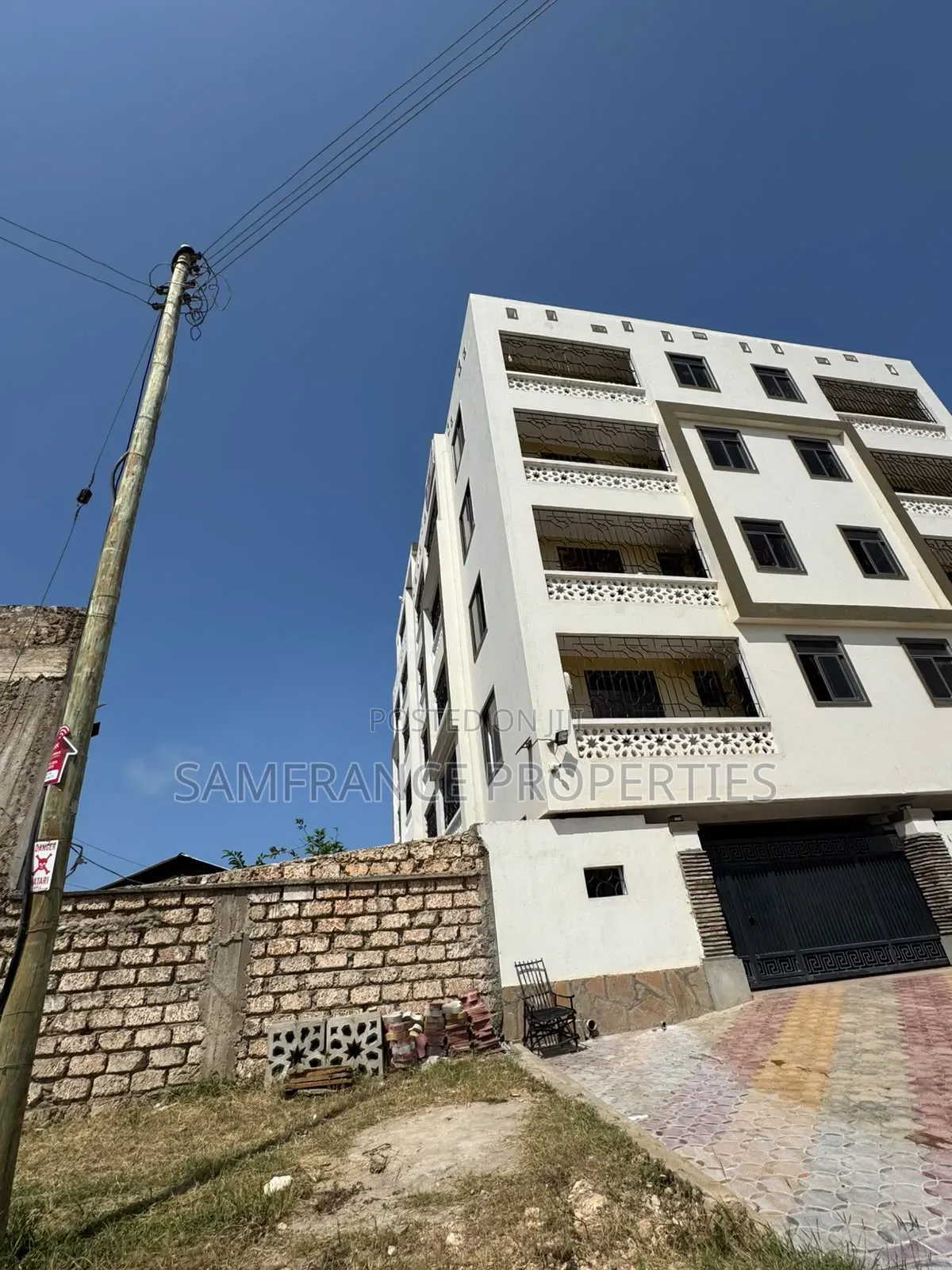1bdrm Block of Flats in Utange for sale