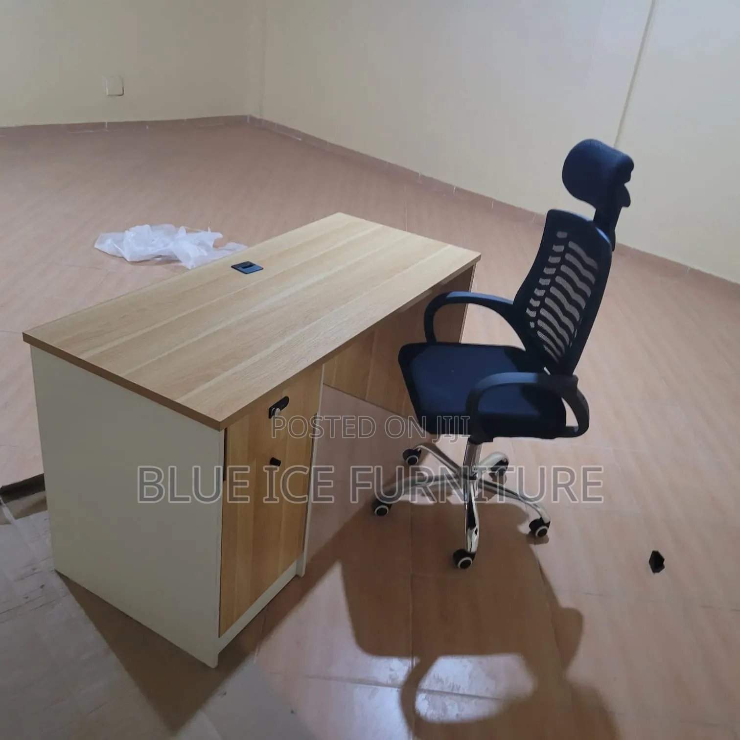 Comfort Office Executive Desk Chair Combined.