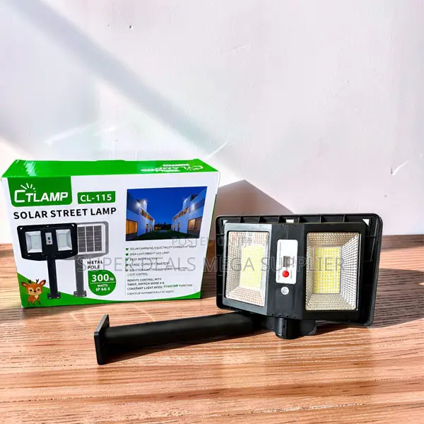 300watts Rustproof Aluminium Casing High Durability Solar Street Light