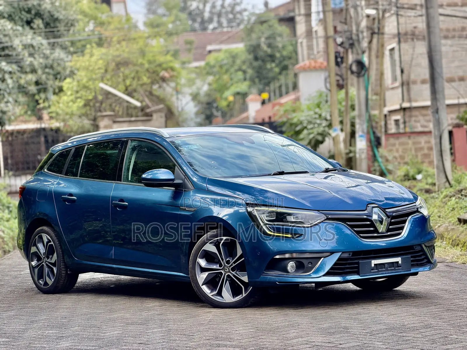 Renault Megane 2019 Blue