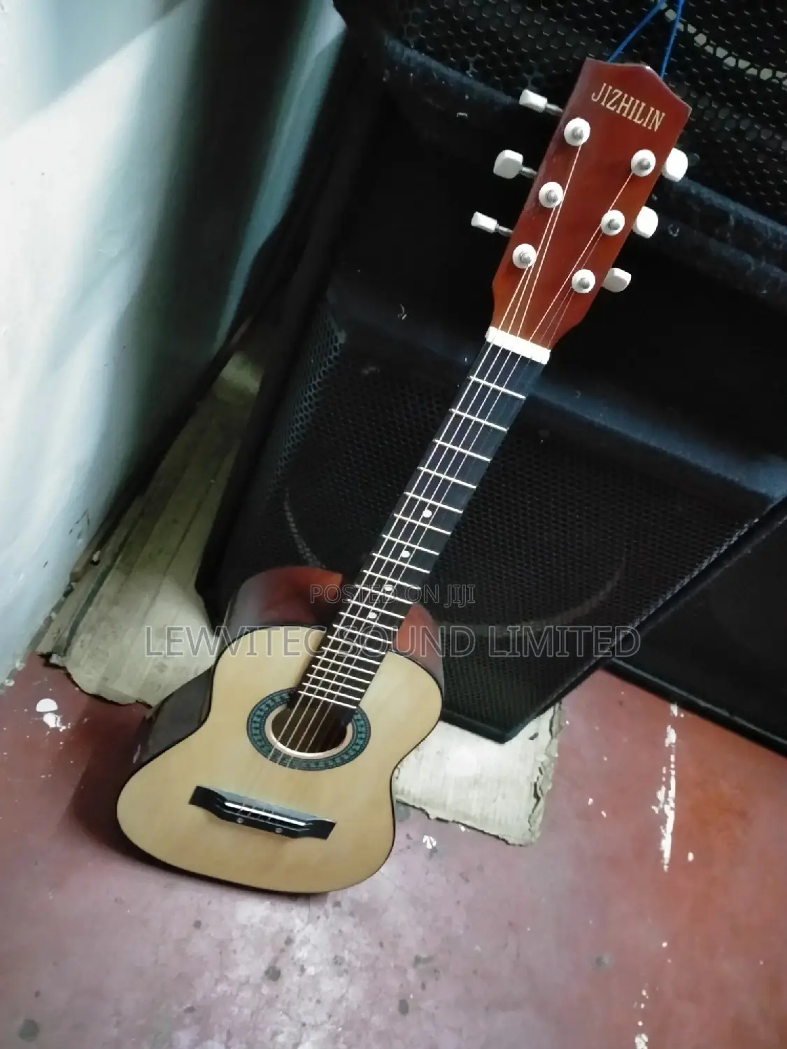 Baby Guitar