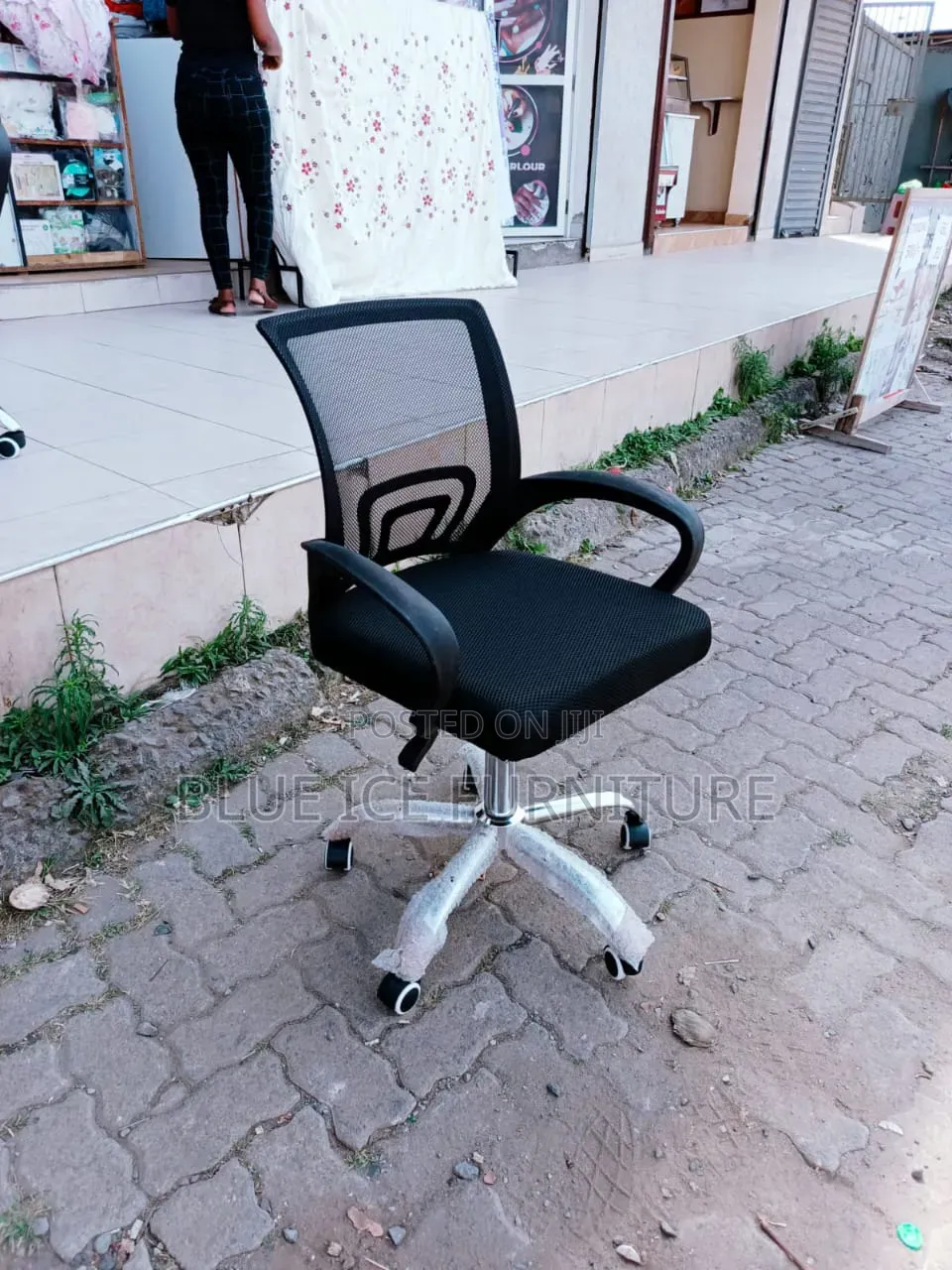 Mesh Chair Ergonomic Executive Swivel Chair
