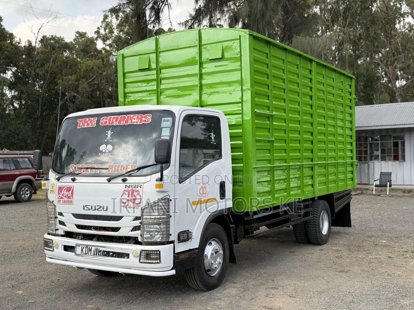 Isuzu NQR 2022