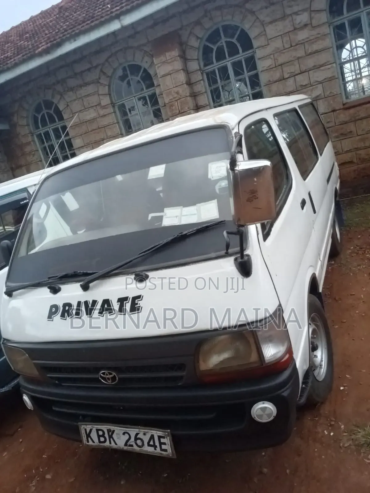 Toyota HiAce 2006 White