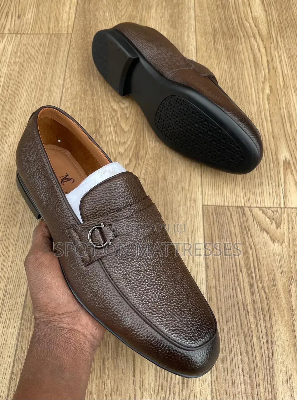 Quality Leather Shoes for Men. Available in Colour Black and Brown.