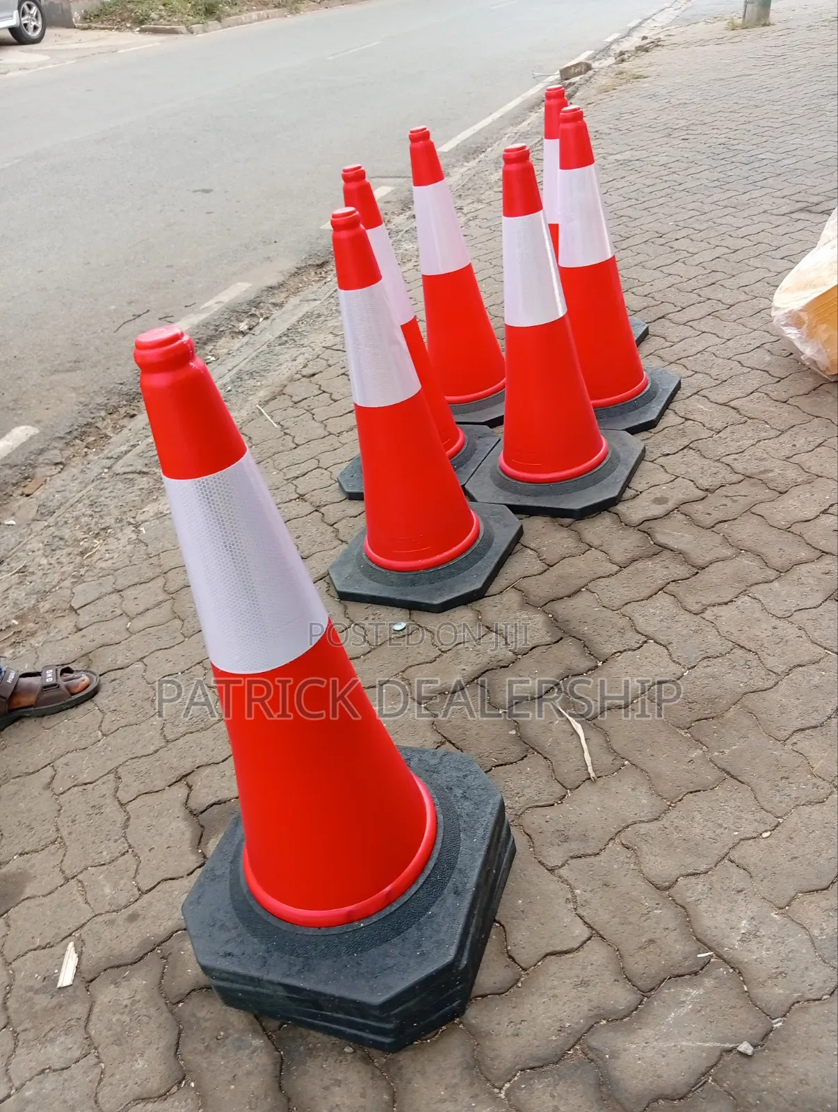 75cm Traffic Cones