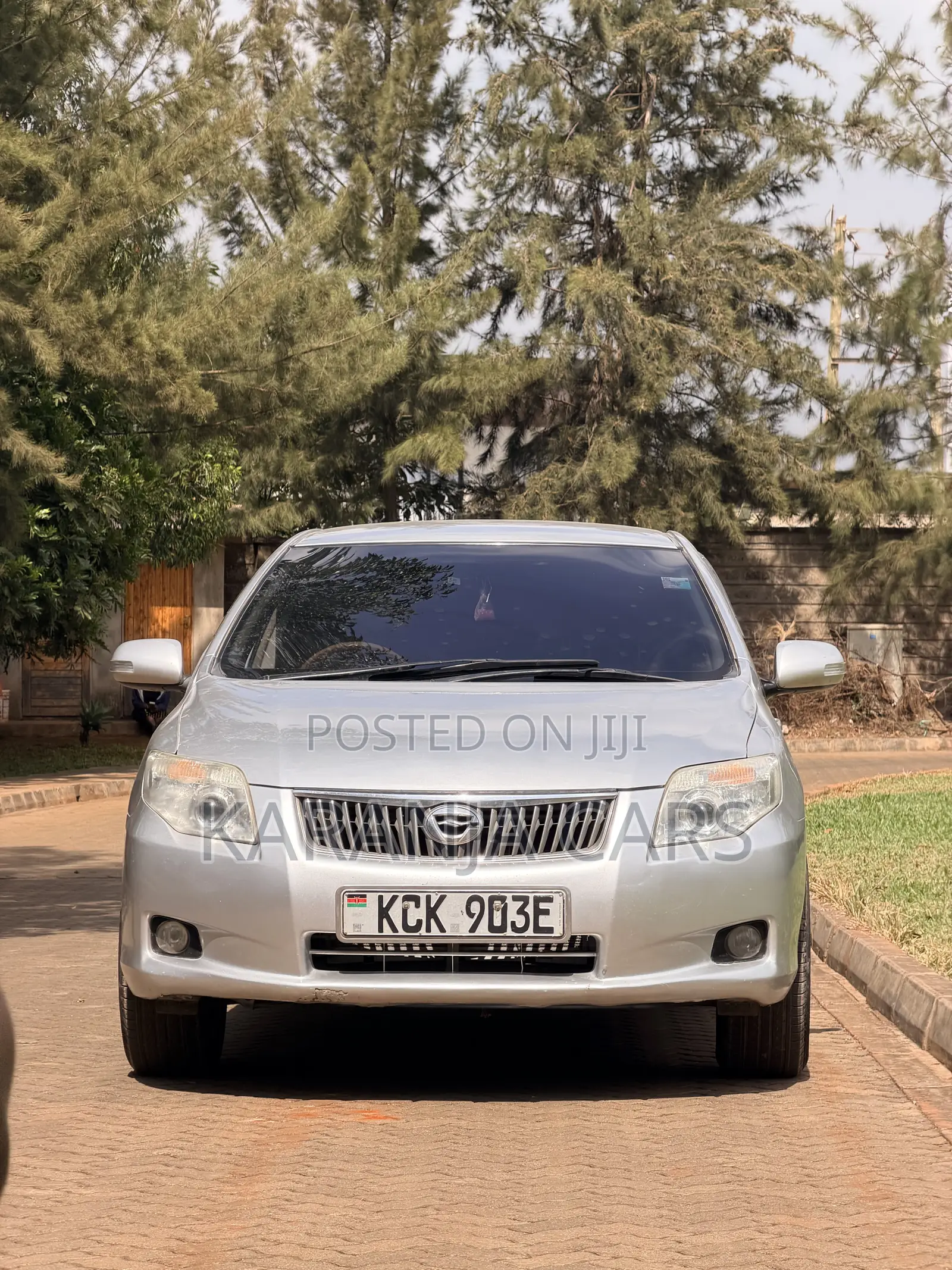 Toyota Axio 1.8 Luxel 2WD 2010 Silver
