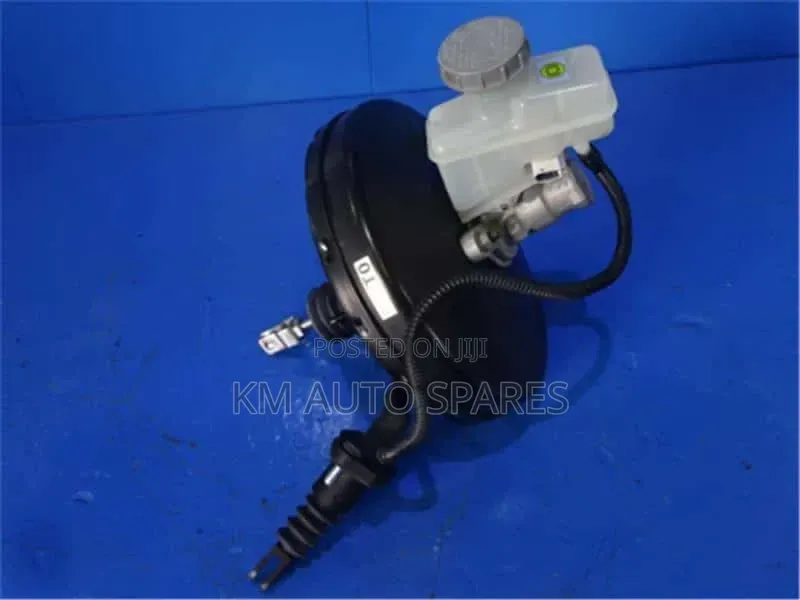 Suzuki Escudo Brake Booster/Master Cylinder.