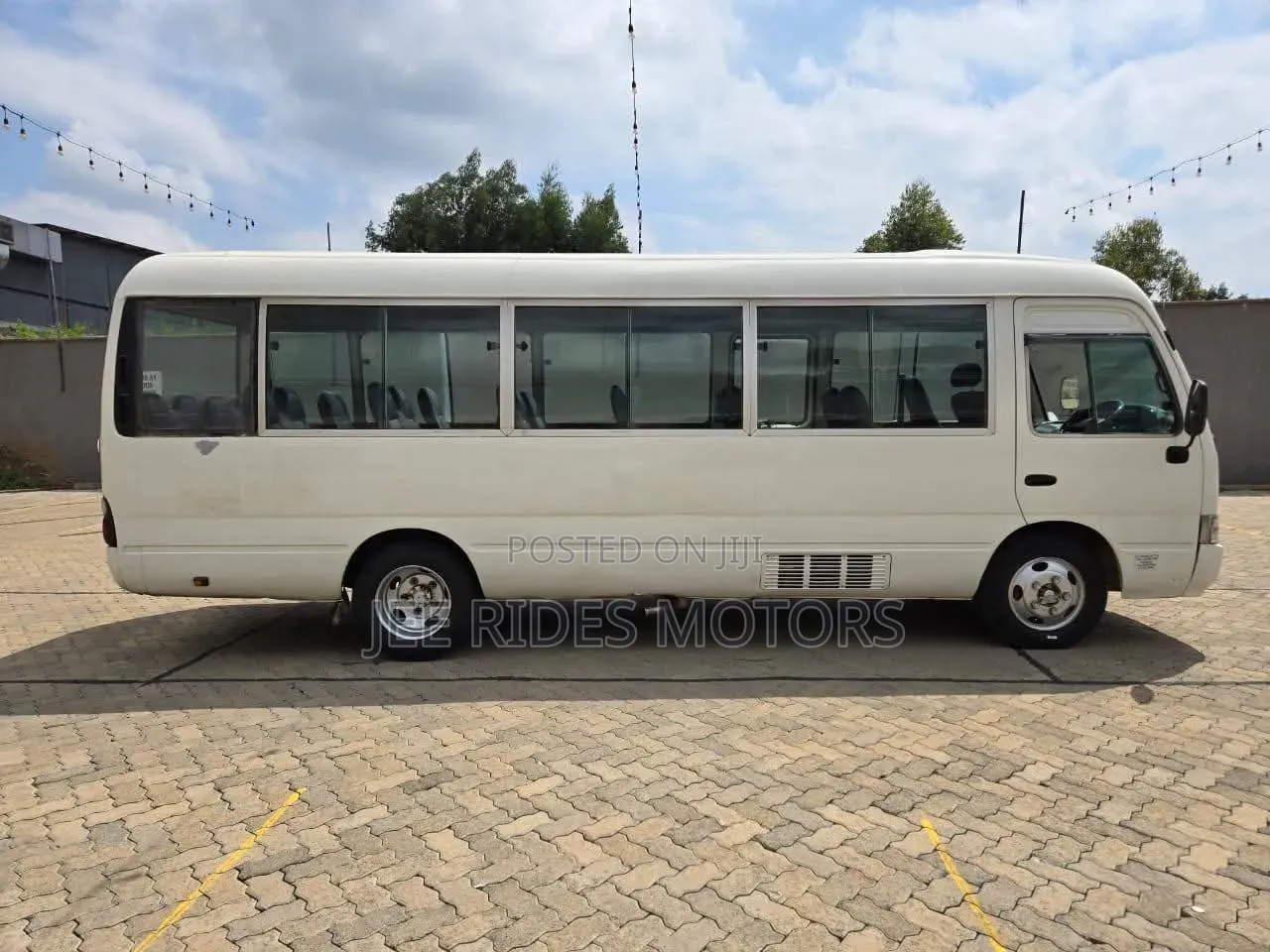 Toyota Coaster 2007 White