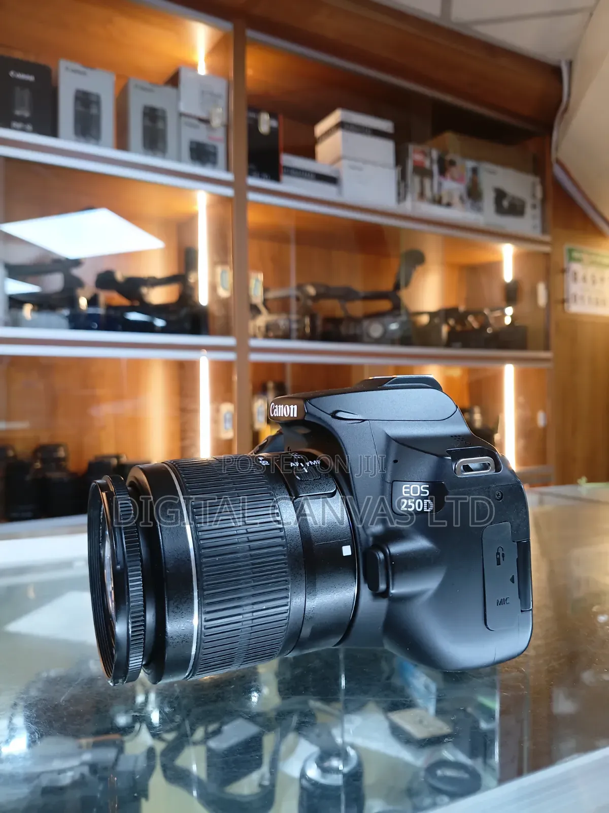 Canon Eaos 250d