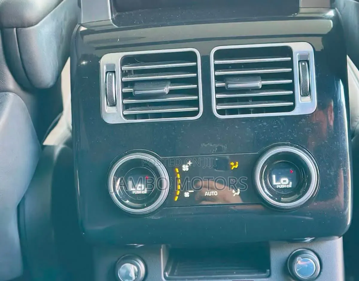 Land Rover Range Rover Vogue 2020 Matt Black