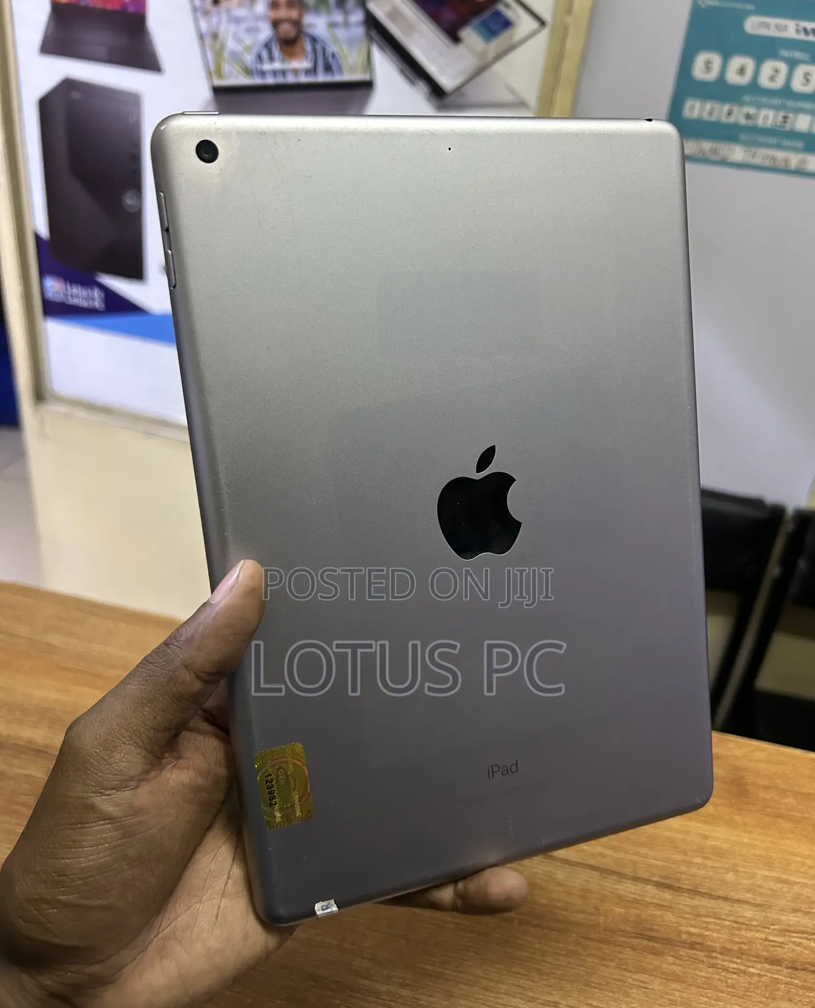 Apple iPad Pro 9.7 (2016) 128 GB Gray