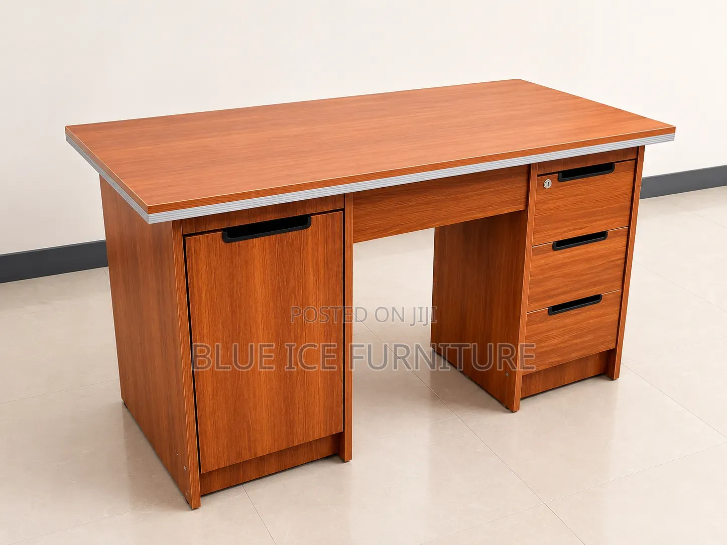 Durable 1.4m Executive Computer Work Deskset