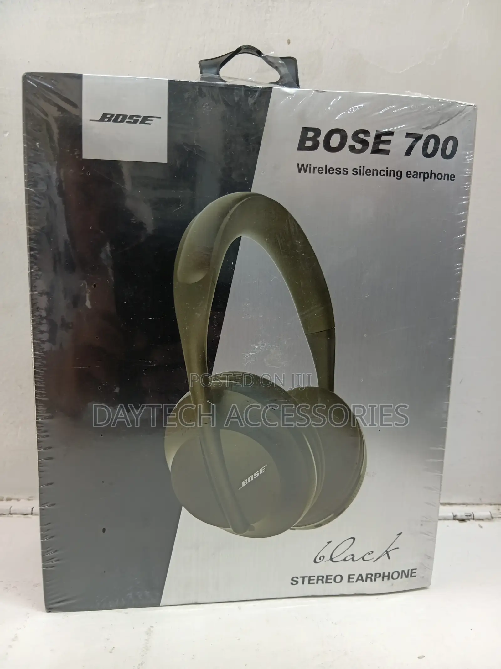Bose Wireless Bluetooth Headphones 700 in Black.