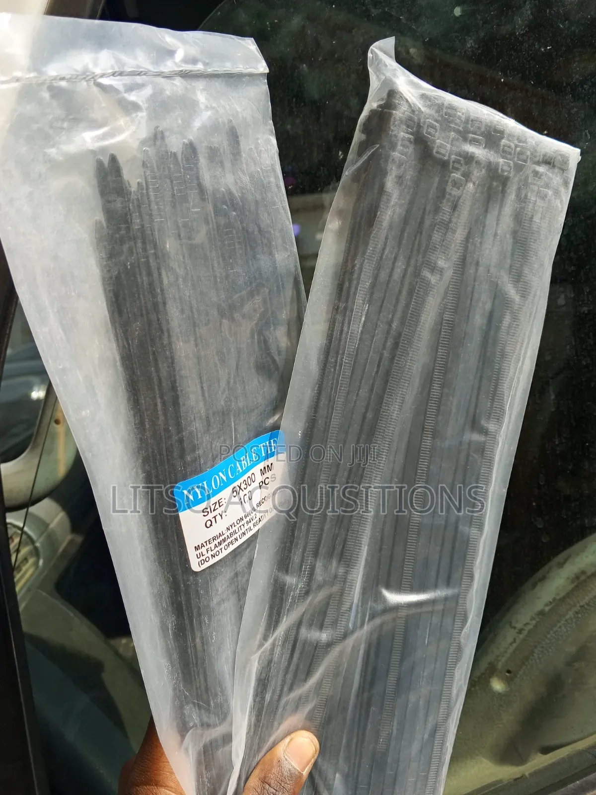 5×300mm Heavy-Duty Nylon Cable Ties (100 Pieces) – Black Zip Ties