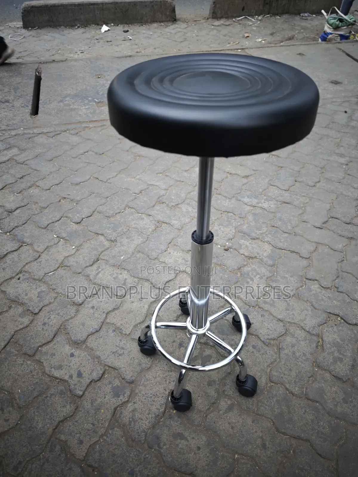 Adjustable Manicure/Pedicure Stool