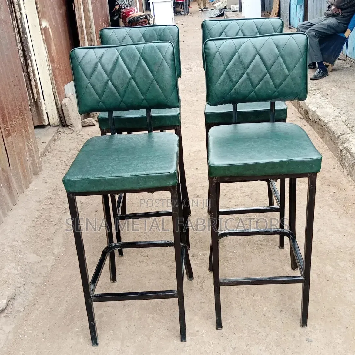 Bar High Stools With Black Metal Frame.