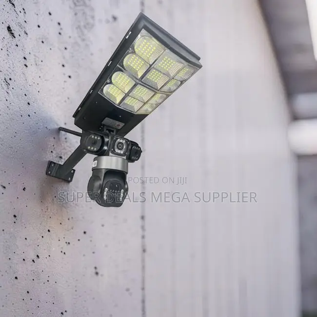 Outdoor 20mp 4g PTZ Multiple Lens Solar Camera With Solar Street Light