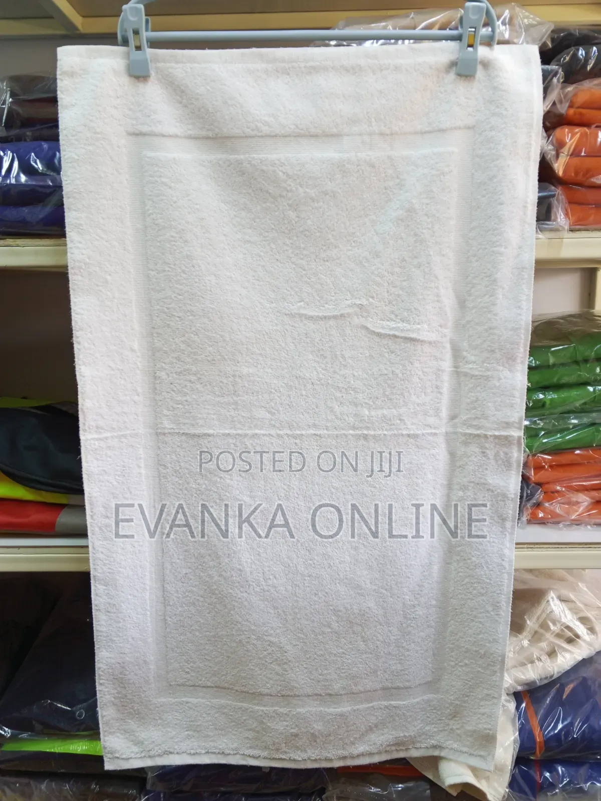 Bath Mat - White (50x80cm)