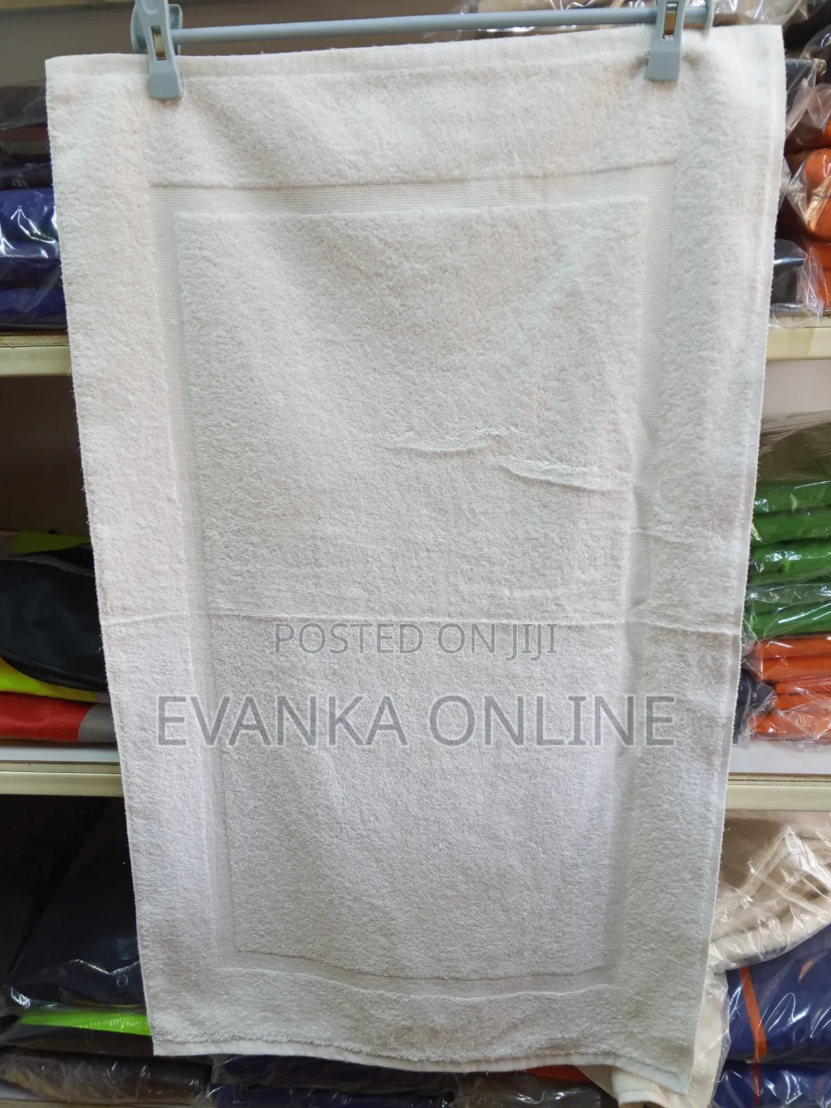 Bath Mat - White (50x80cm)