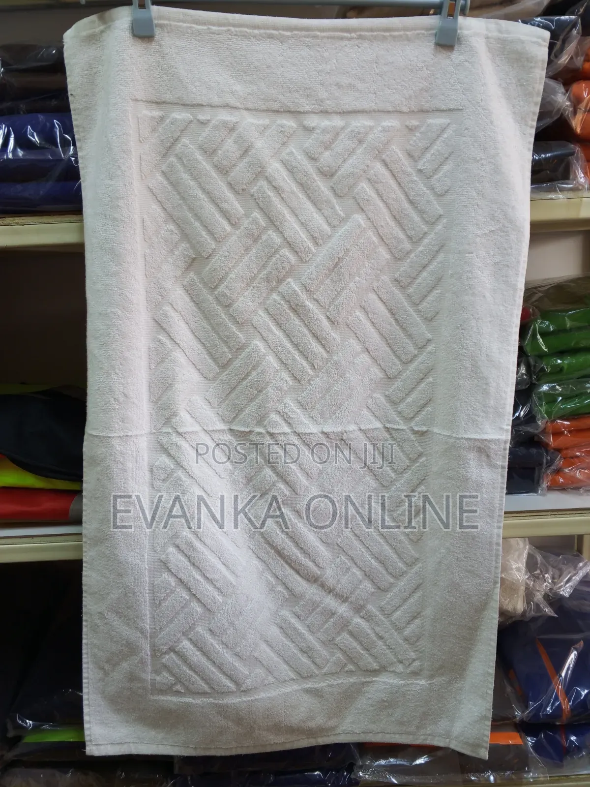 Bath Mat - White (50x80cm)