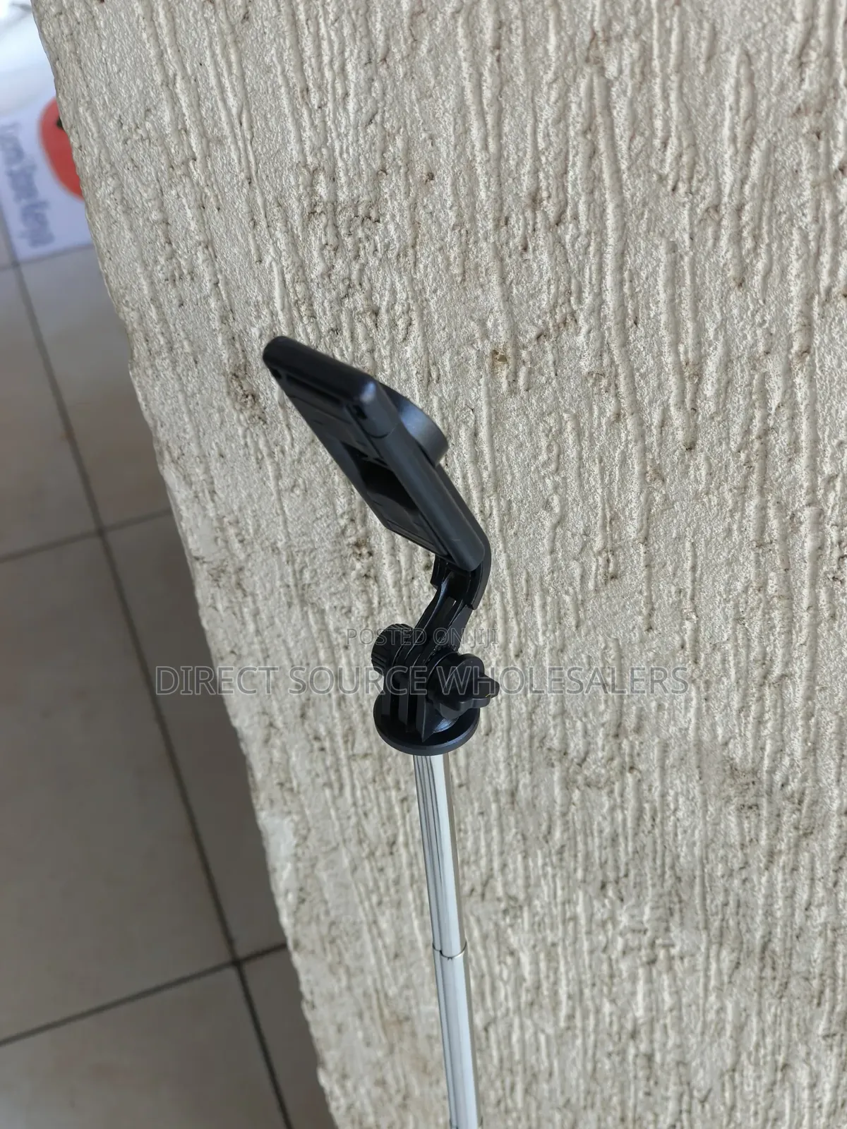 Q07 3-in-1 Selfie Stick Tripod for Android iPhone