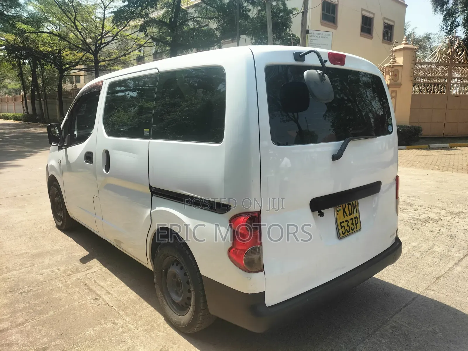 Nissan NV200 2015 White
