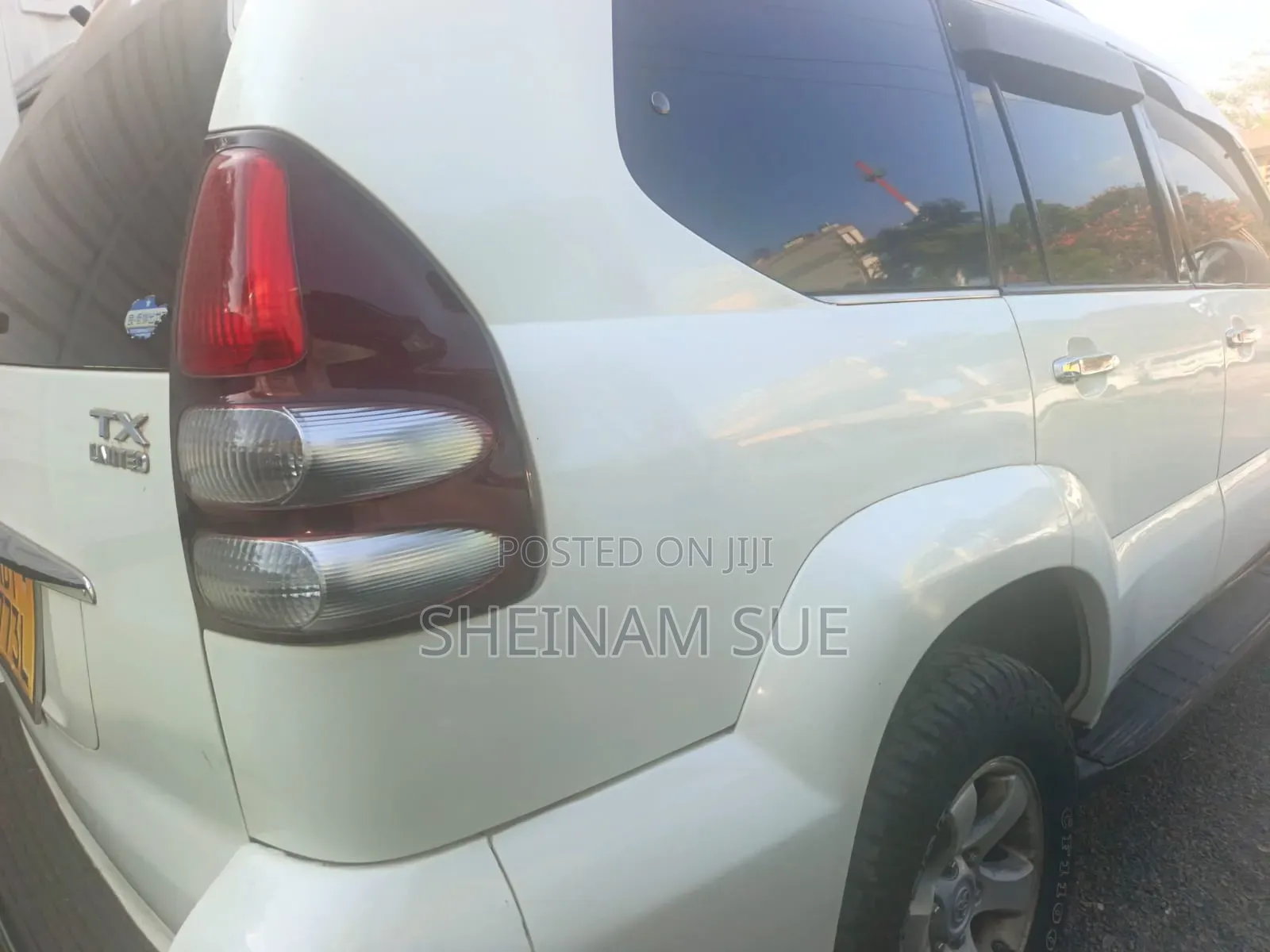 Toyota Land Cruiser Prado 2006 White